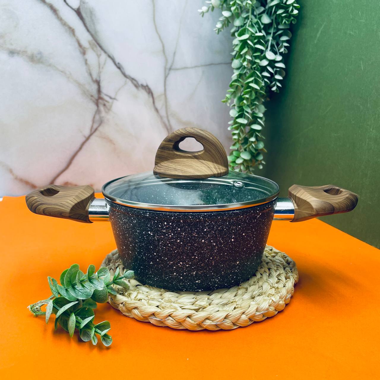 IMG_20240814_232730_273 خرید اینترنتی قابلمه سایز 16برند بارولی جنس گرانیتی با درب پیرکس بهترین کیفیت و کمترین قیمت بازرگانی تنها پیشتازان منطقه آزاد انزلی