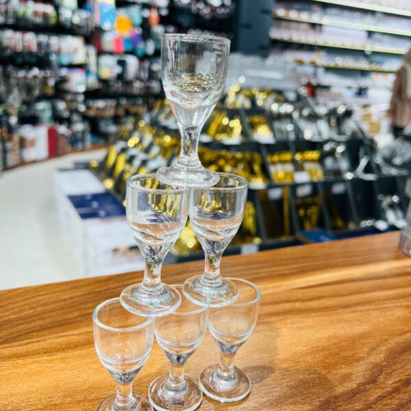 فروش گیلاس خوری بلور کریستال درجه یک برند کیانلی وارداتی از چین با کیفیت عالی فروش به صورت آنلاین و حضوری در فروشگاه تنها پیشتازان