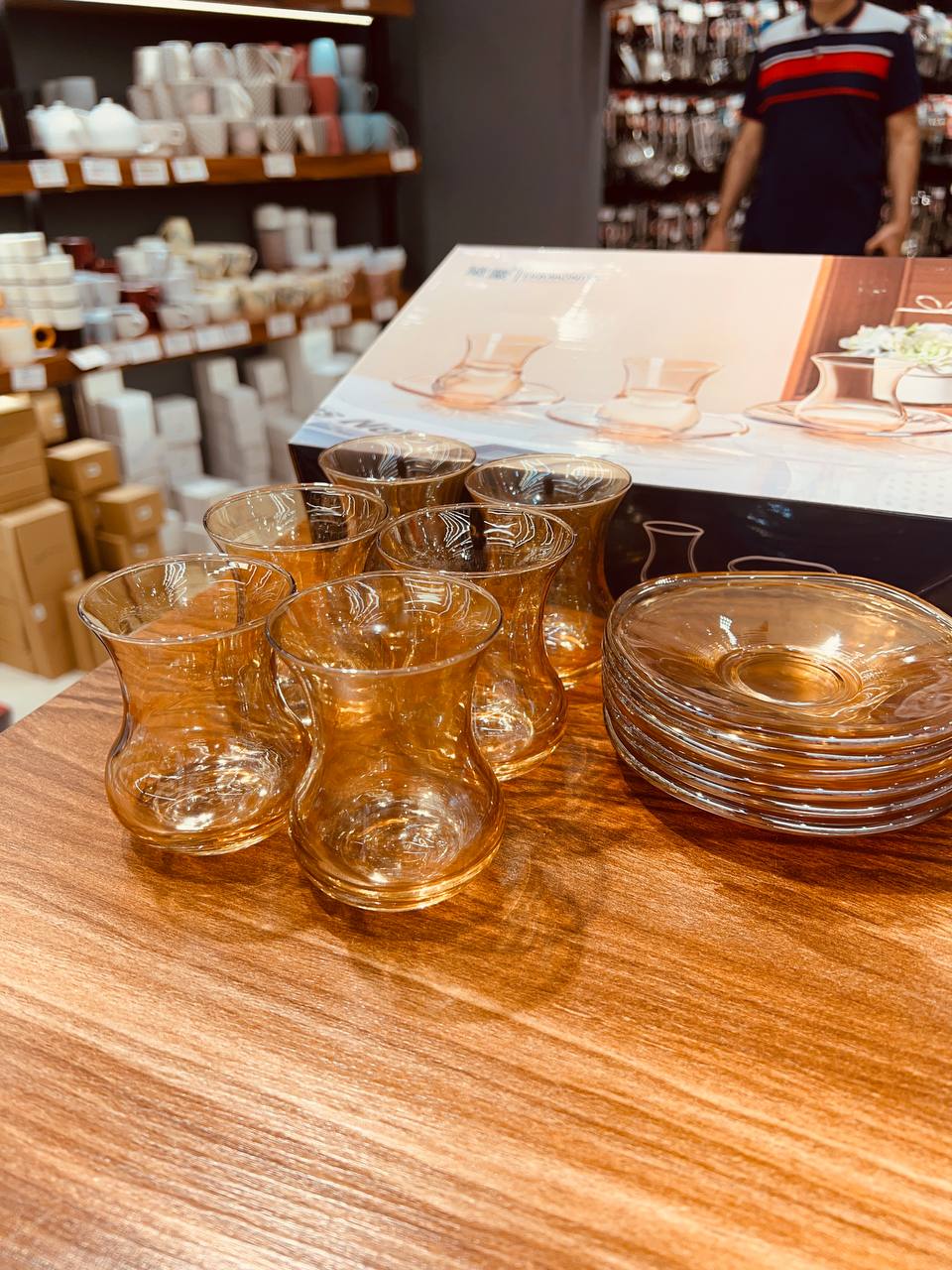 IMG_20250811_194438_223 خرید استکان و نعلبکی کریستال برند دیاموند وارداتی فروش به صورت آنلاین و حضوری با کیفیت عالی در فروشگاه تنها پیشتازان