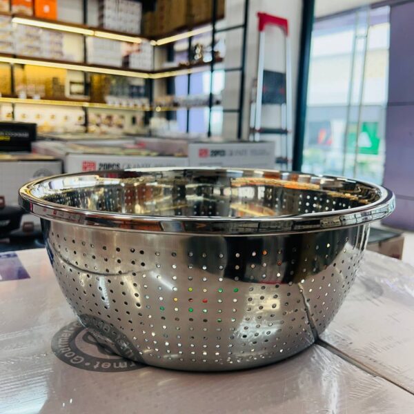 آبکش گرد استیل ضد زنگ و رنگ ثابت وارداتی از چین در فروشگاه تنها پیشتازان