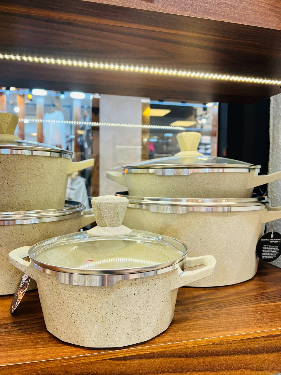 IMG_20251105_001731_803 خرید اینترنتی سرویس قابلمه 10 پارچه گرانیت کم روغن و نچسب وارداتی از چین در فروشگاه تنها پیشتازان